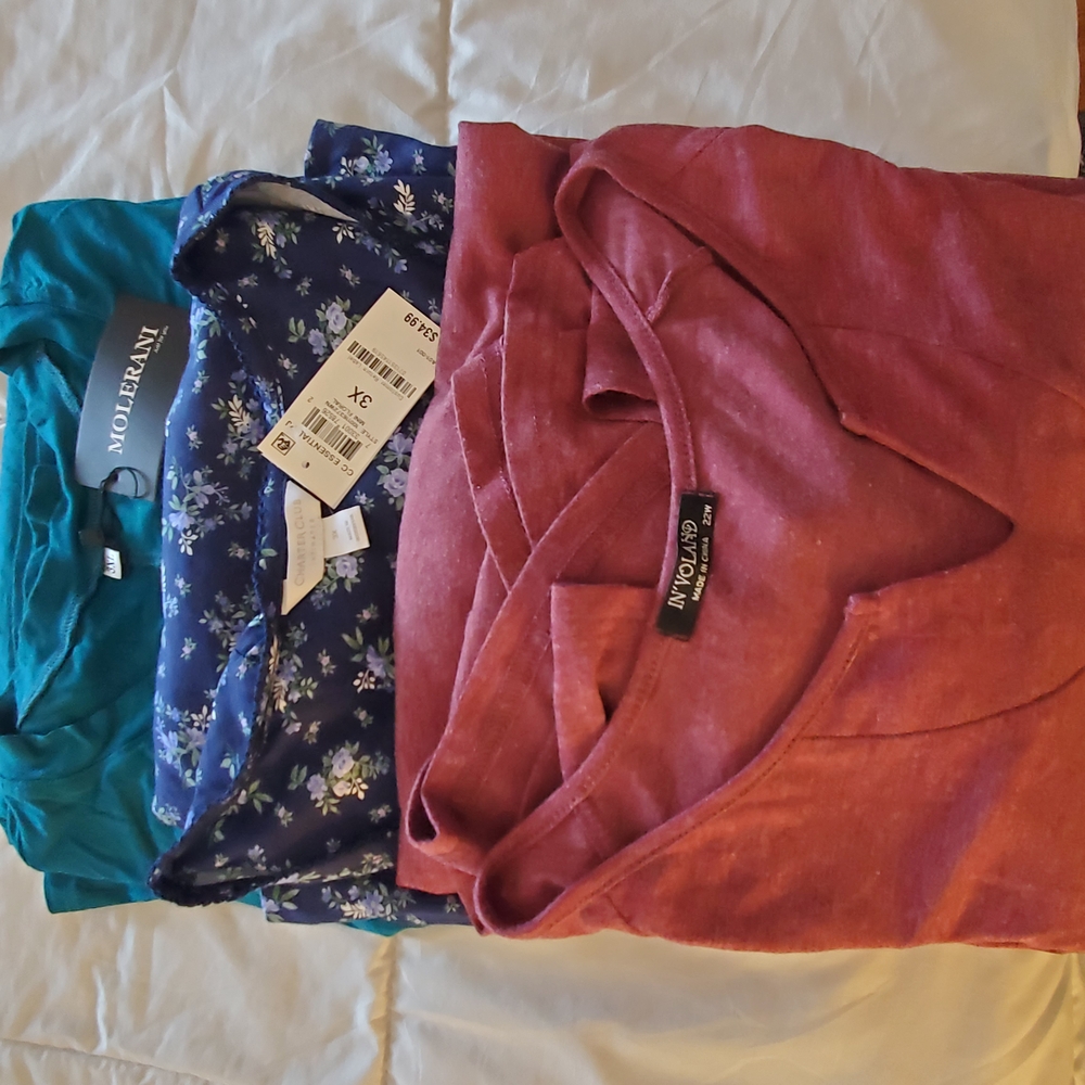 Molerani and Xhilaration Tops Bundle